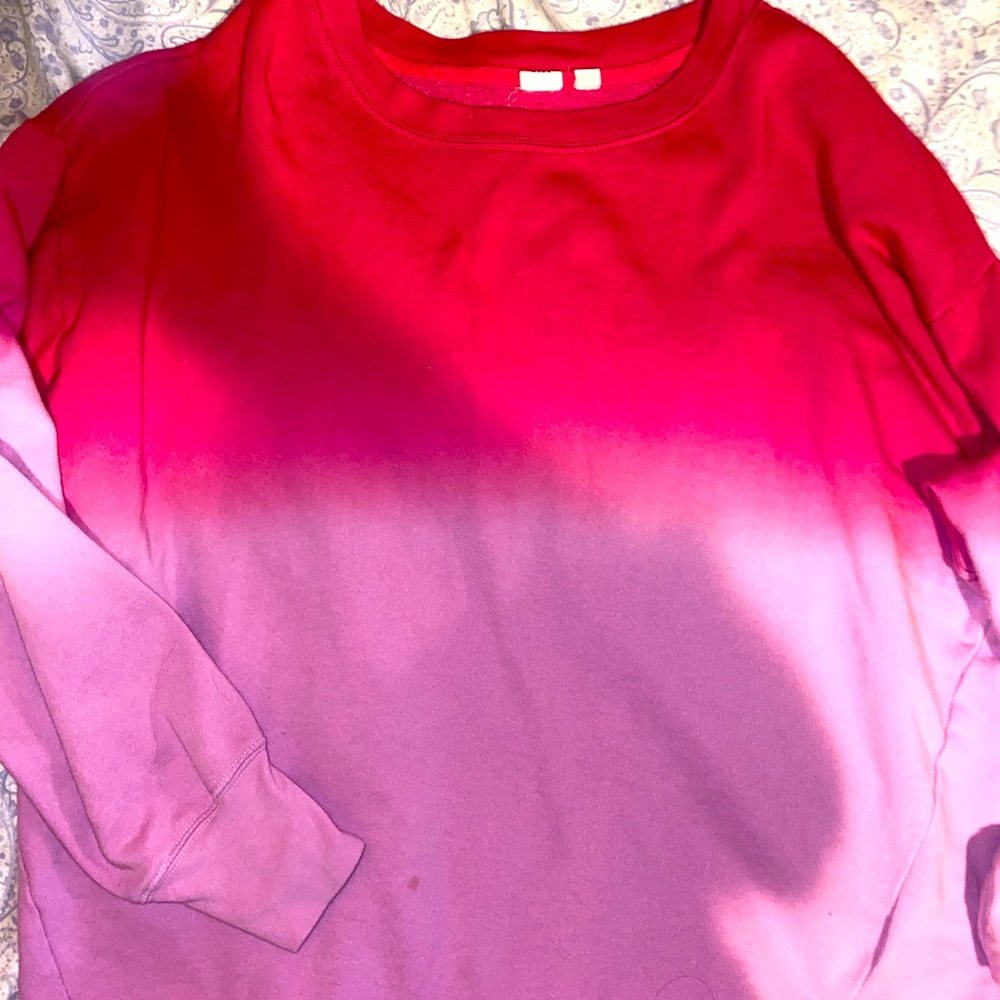 Gap tie-dye sweatshirt